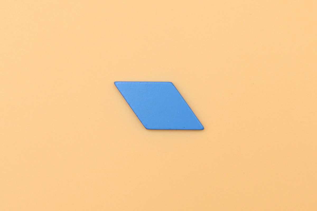 Rhombus – Montessori Language